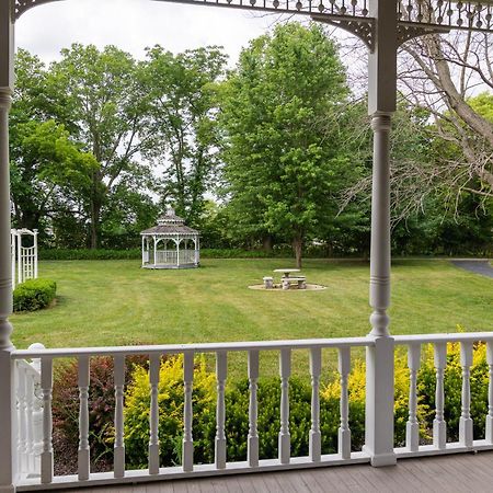 Exquisite Victorian Apartment Springfield Exterior photo